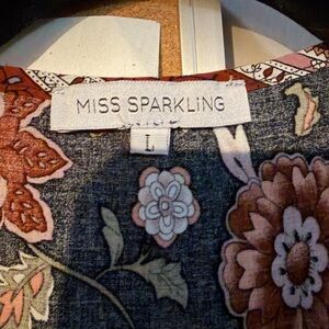 Miss Sparkling Floral Women's Blouse - Multicolor